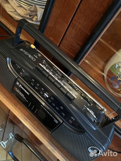 Кассетная магнитола Emerson