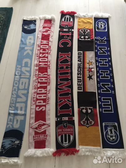 Коллекция шарфов футбольных команд- раритет 90-х г