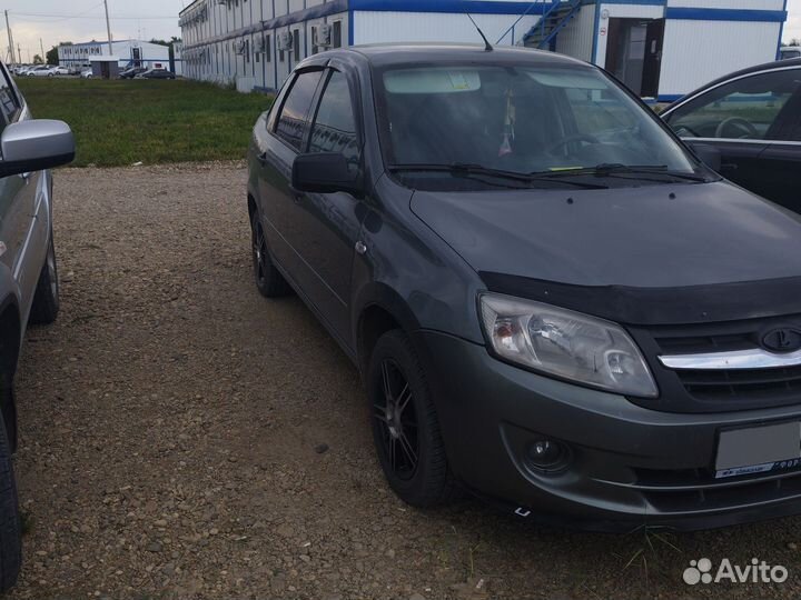 LADA Granta 1.6 МТ, 2013, 174 000 км