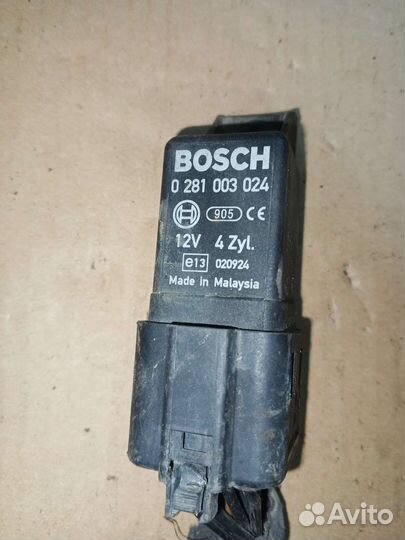 Реле свечей накала F1AE