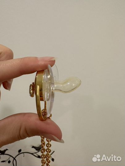 Соска пустышка с держателем