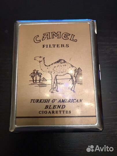 Портсигар и зажигалка