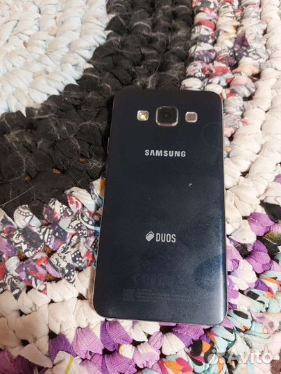 Телефон Samsung