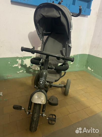 Велосипед для малышей с ручкой