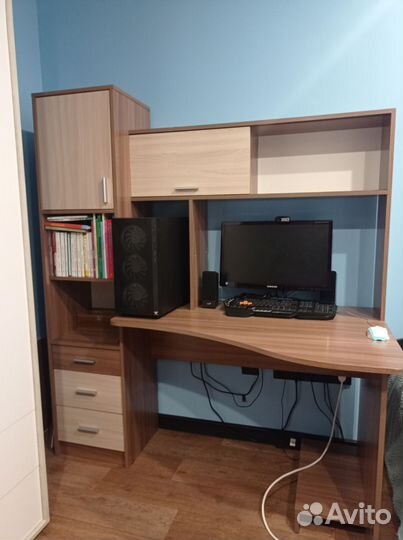 Компьютерный столик бу