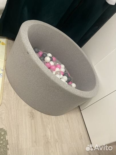 Мягкий сухой бассейн