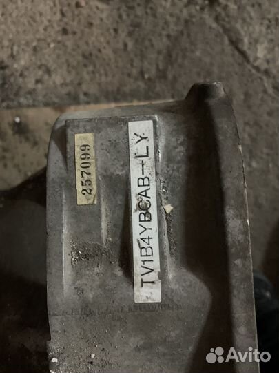 Продам коробку на subaru