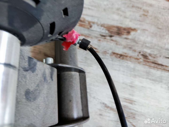 Велосипедный станок (тренажёр)