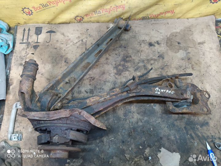 Ступица задняя левая Opel Vectra B