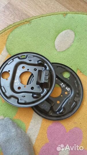 Щит тормозного барабана калина