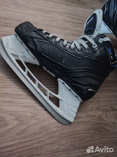 Хоккейные коньки bauer
