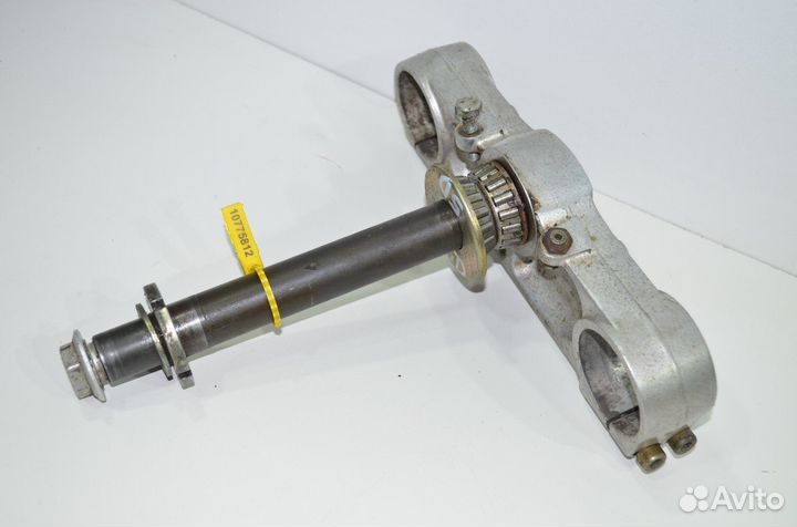 Траверса нижняя Ducati Monster 400