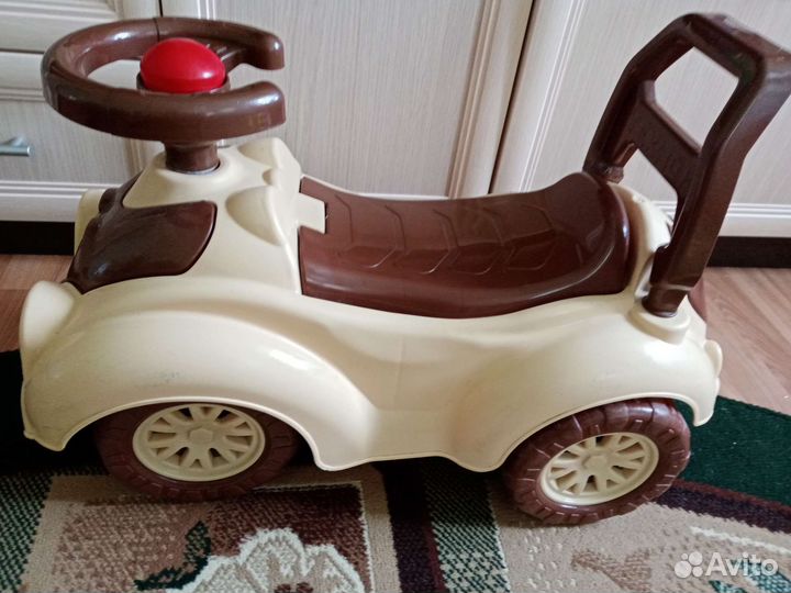 Машинка-каталка