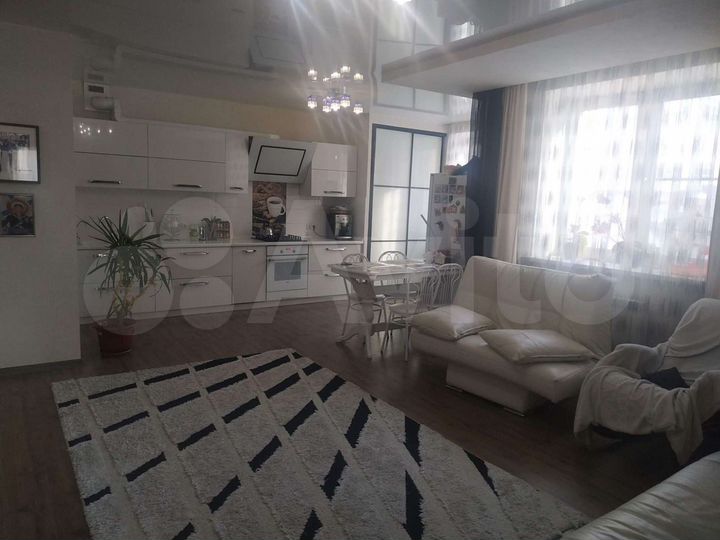 3-к. квартира, 90,8 м², 3/9 эт.