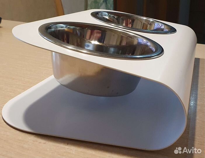 Двойная миска на подставке + подарок Перчатка