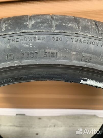 Pirelli P Zero 275/35 R20