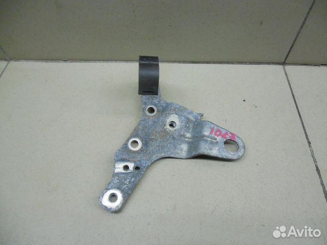 Кронштейн (сопут. товар) ASX 2010-2016