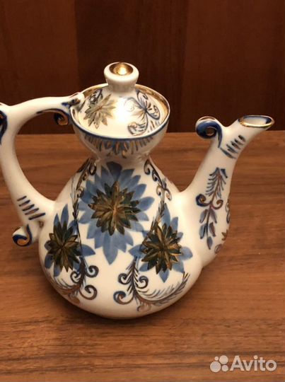 Кувшин чайник