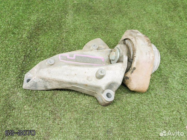 Кронштейн кпп Audi A6 C5 AQD 2000