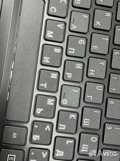 Acer aspire3 31542G R3Z FHD Radeon 540MX 2GB