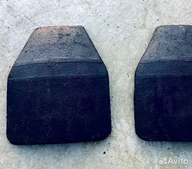 Бронеплита