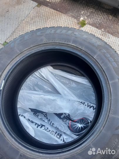 Bridgestone Ice Cruiser 7000 225/65 R17