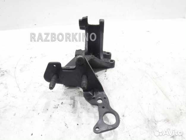 Кронштейн генератора Форд