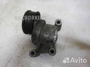 Ролик натяжителя ремня