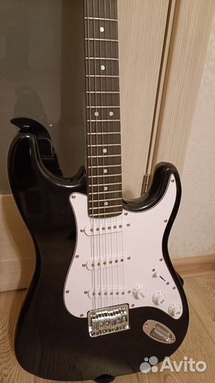 Электро гитара fender squier с комбиком