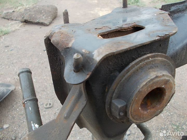 Балка передняя Мазда сх7