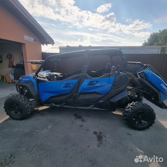 Квадроцикл Brp Can-am Commander MAX XT 1000R