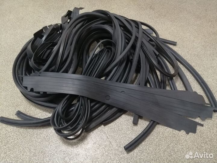 Комплект уплотнителей на УАЗ Хантер