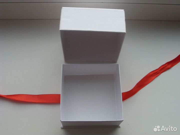 Коробочки подарочные для украшений