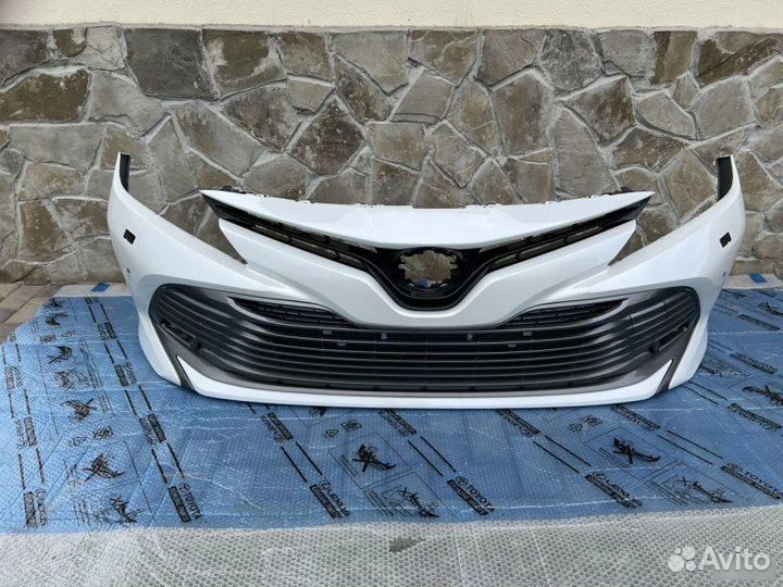 Бампер передний Toyota Camry 70 2017-2022