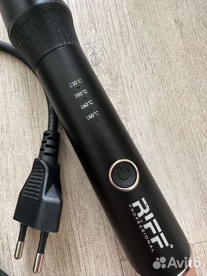 Плойка афро Riff