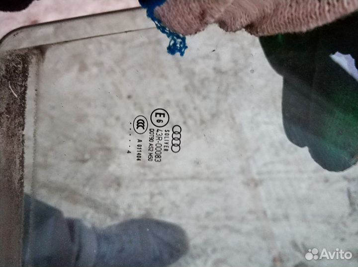 Стекло переднее правое Ауди А6 С5