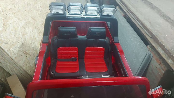 Детский электромобиль