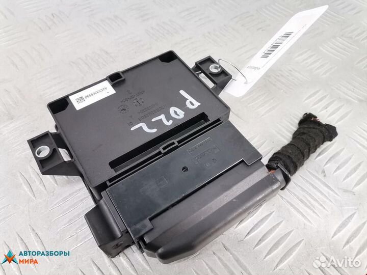 Блок управления ручником Audi A4 B8/8K 2011