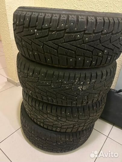 Roadstone Winguard Sport 215/50 R17