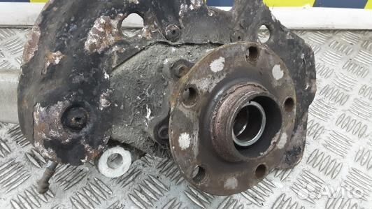 Ступица передняя правая audi A8 D3 (9BN10N901)