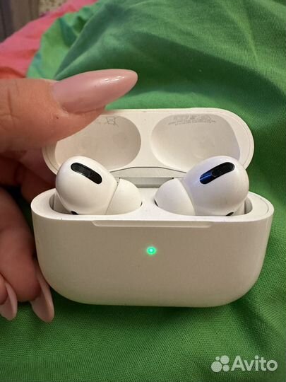 Беспроводные наушники airpods pro