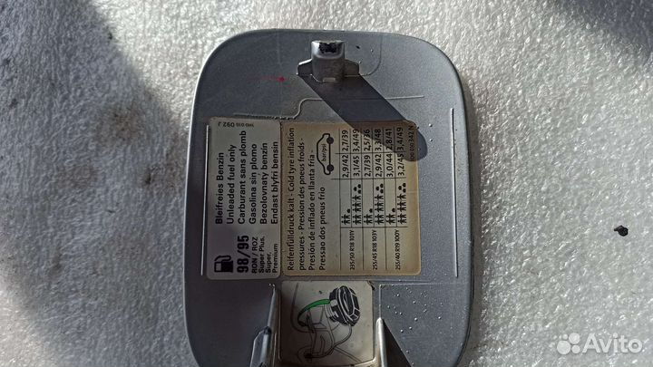 Лючок топливного бака Volkswagen phaeton