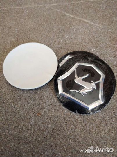 Линзы (наклейки) на колпачки колёсных дисков 56мм