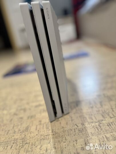 Игровая приставка ps4 pro с играми