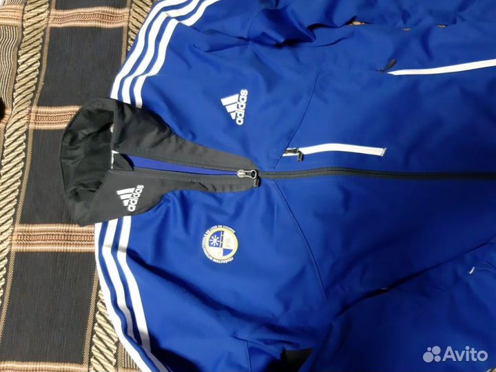 Лыж.разминочный костюмы 44-46-48 adidas gore-TEX