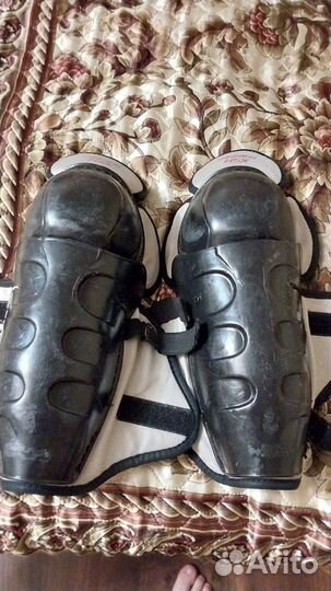 Часть комплекта хоккейной экипировки на 8-11 лет