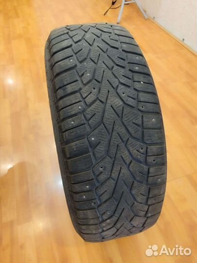 Gislaved NordFrost 100 SUV 235/65 R17 108T