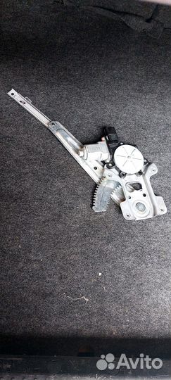 Стеклоподъемник Митцубиси Лансер 10