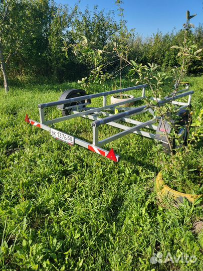 Лодочный прицеп