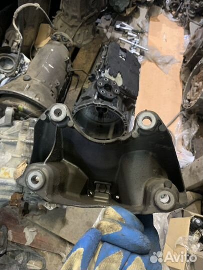 Крепление АКПП Бмв f10 f11